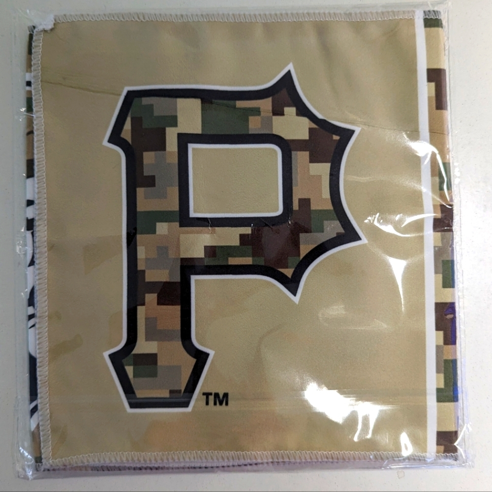 Pittsburgh Pirates Military Camo Cooling Towel SGA 5-20-23
